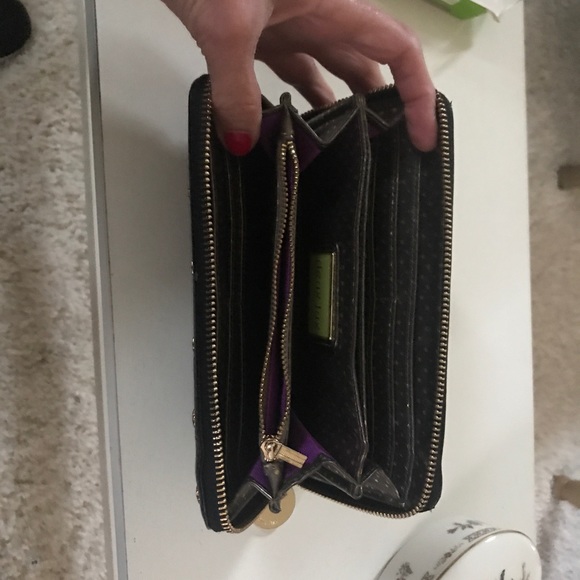 Deux Lux Wallet - Picture 5 of 9